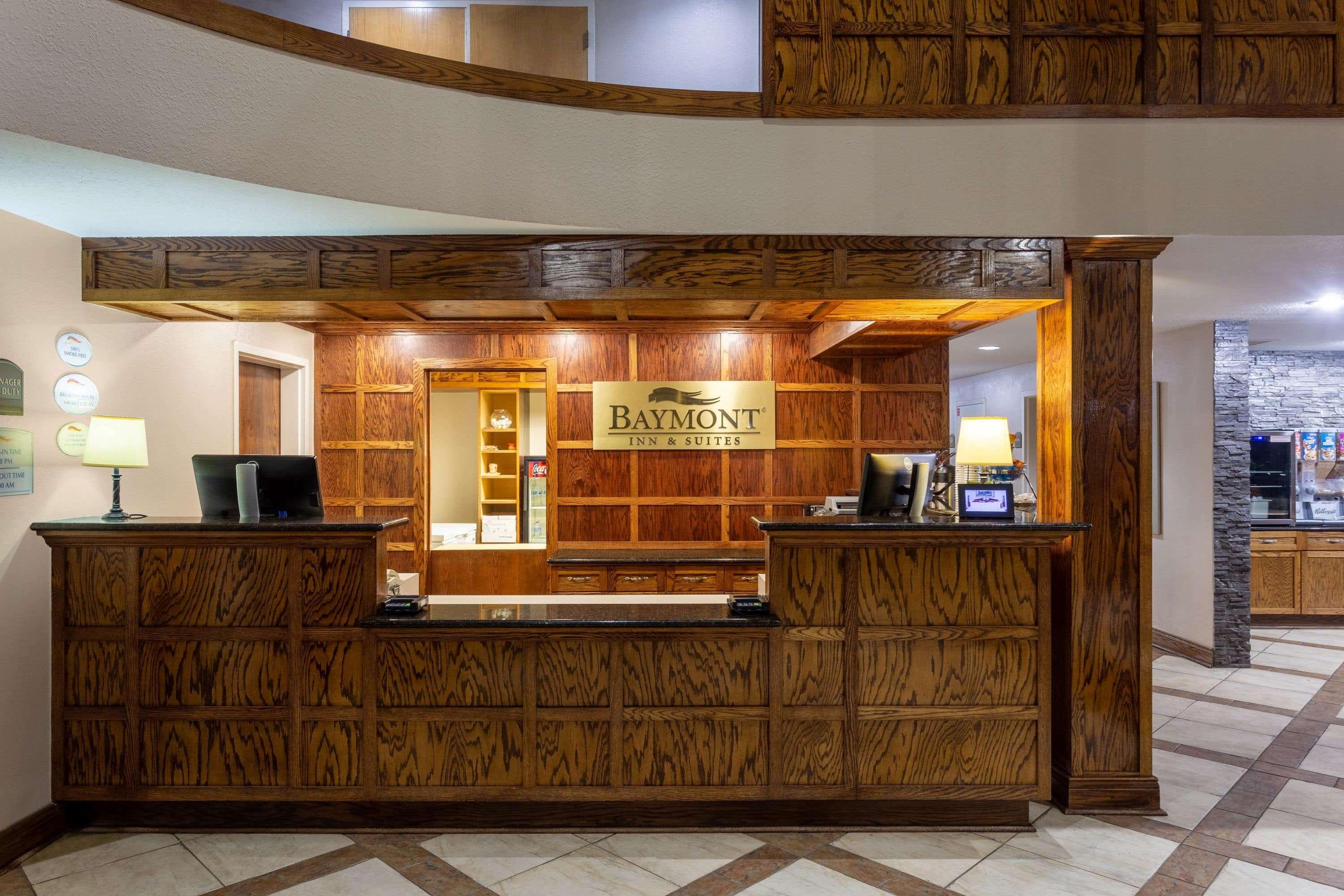 Baymont By Wyndham Elkhart Hotel Buitenkant foto