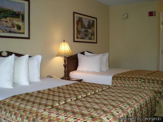 Baymont By Wyndham Elkhart Hotel Kamer foto